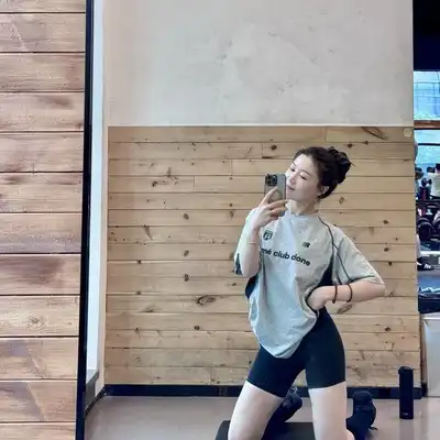 贾杰达